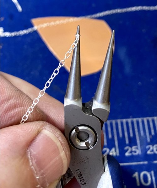 Susan LeGuyader's Tiny Chain Link Fix - , General Education, , chain need to have a round link on the end